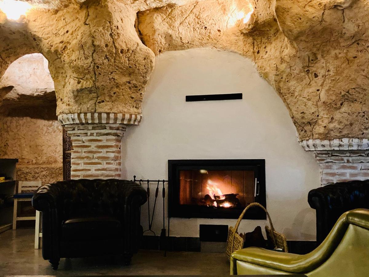 Casa Rural Cueva El Nido Casas de Fernando Alonso Eksteriør billede