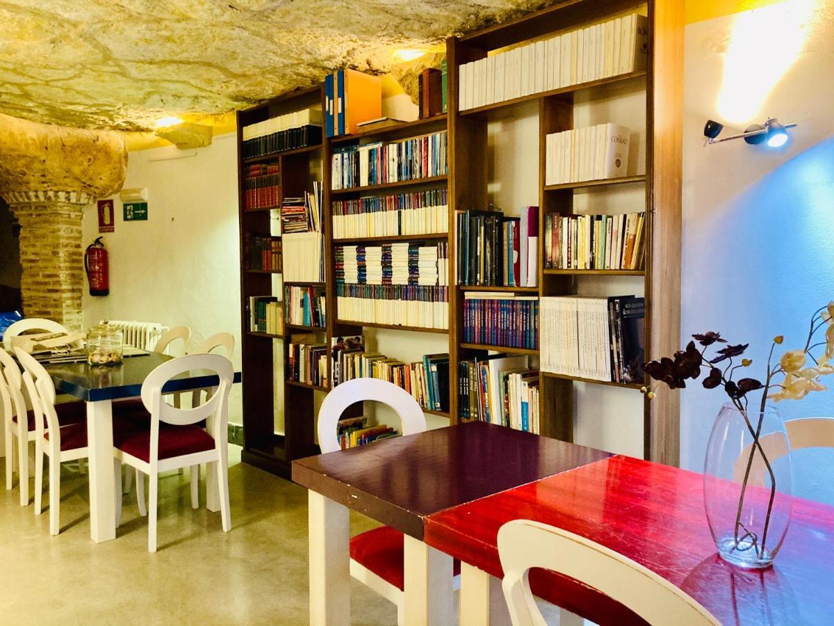 Casa Rural Cueva El Nido Casas de Fernando Alonso Eksteriør billede