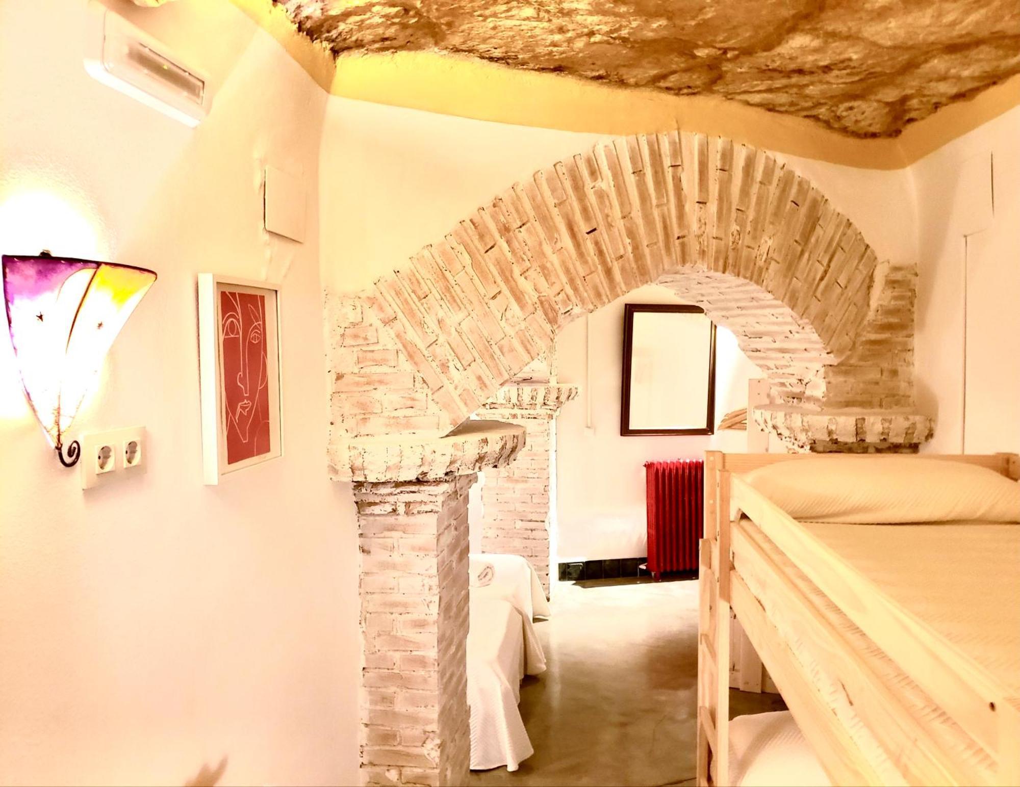 Casa Rural Cueva El Nido Casas de Fernando Alonso Eksteriør billede